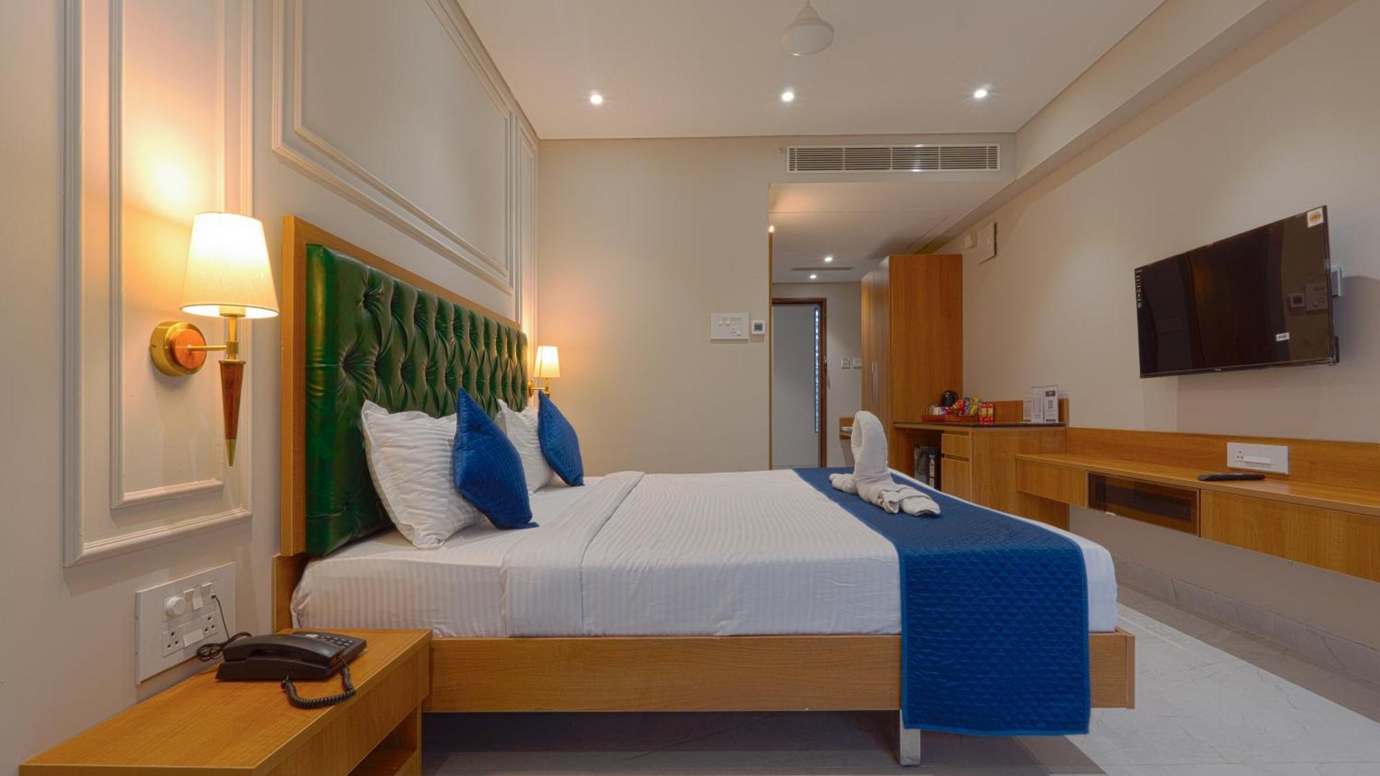 Magnus Nexstar Suites Kalyani Nagar Пюн Екстериор снимка