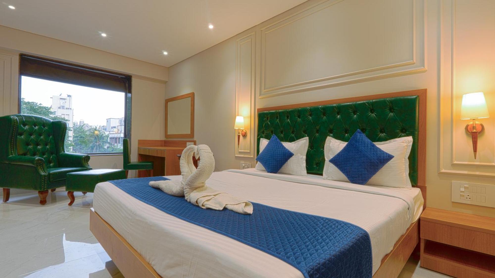 Magnus Nexstar Suites Kalyani Nagar Пюн Екстериор снимка